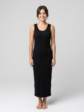 Sleeveless Black Tank Maxi Dress with Chest Pocket